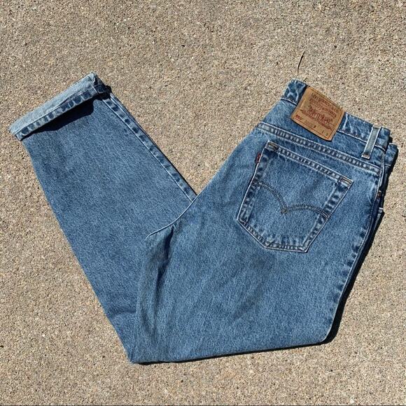 Vintage Levi’s 550 Relaxed Fit Taper Leg Jeans Size 16 Reg S - Picture 1 of 7